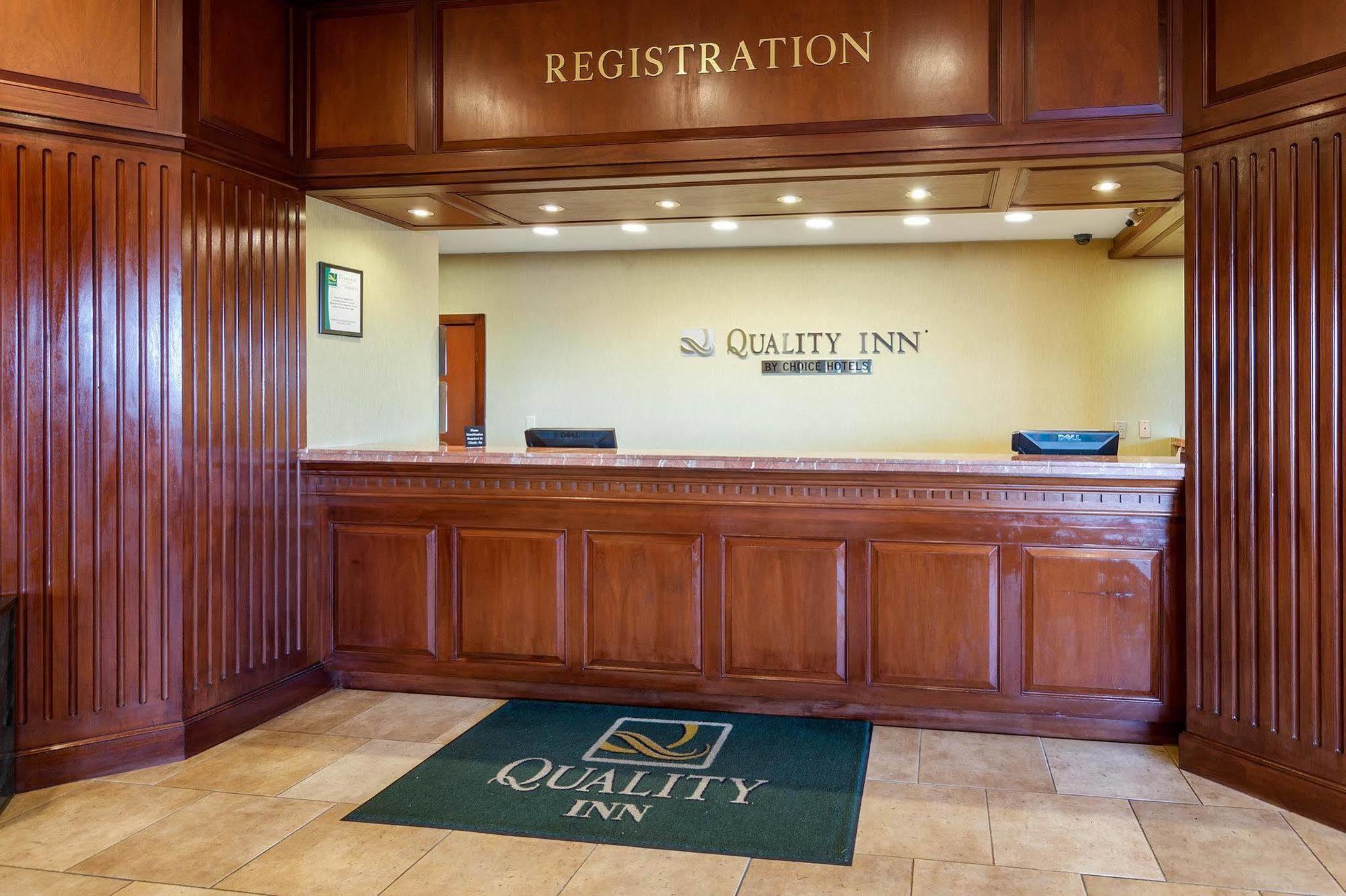 Quality Inn Near Hampton Coliseum Extérieur photo